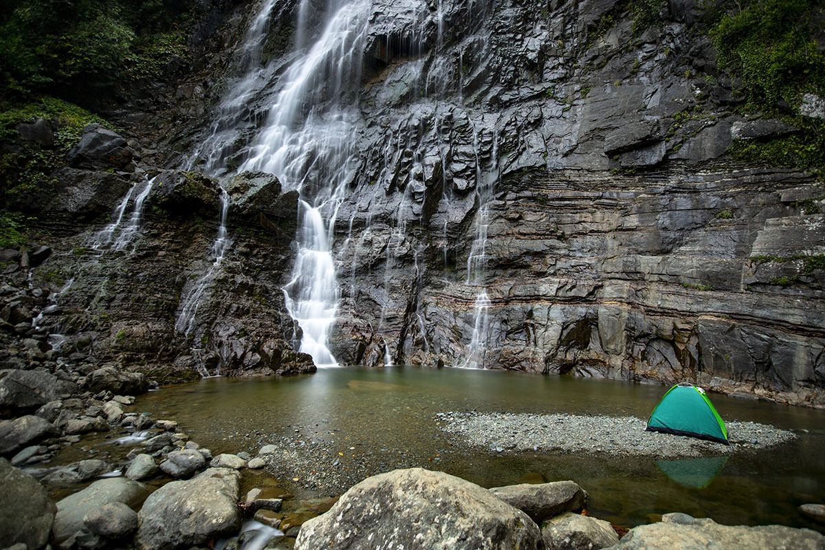 Mençuna Şelalesi ve Çifte Köprü